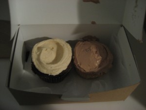 A fairly disappointing chocolate/peanut butter cupcake at left and my favorite banana/chocolate combo on the right.